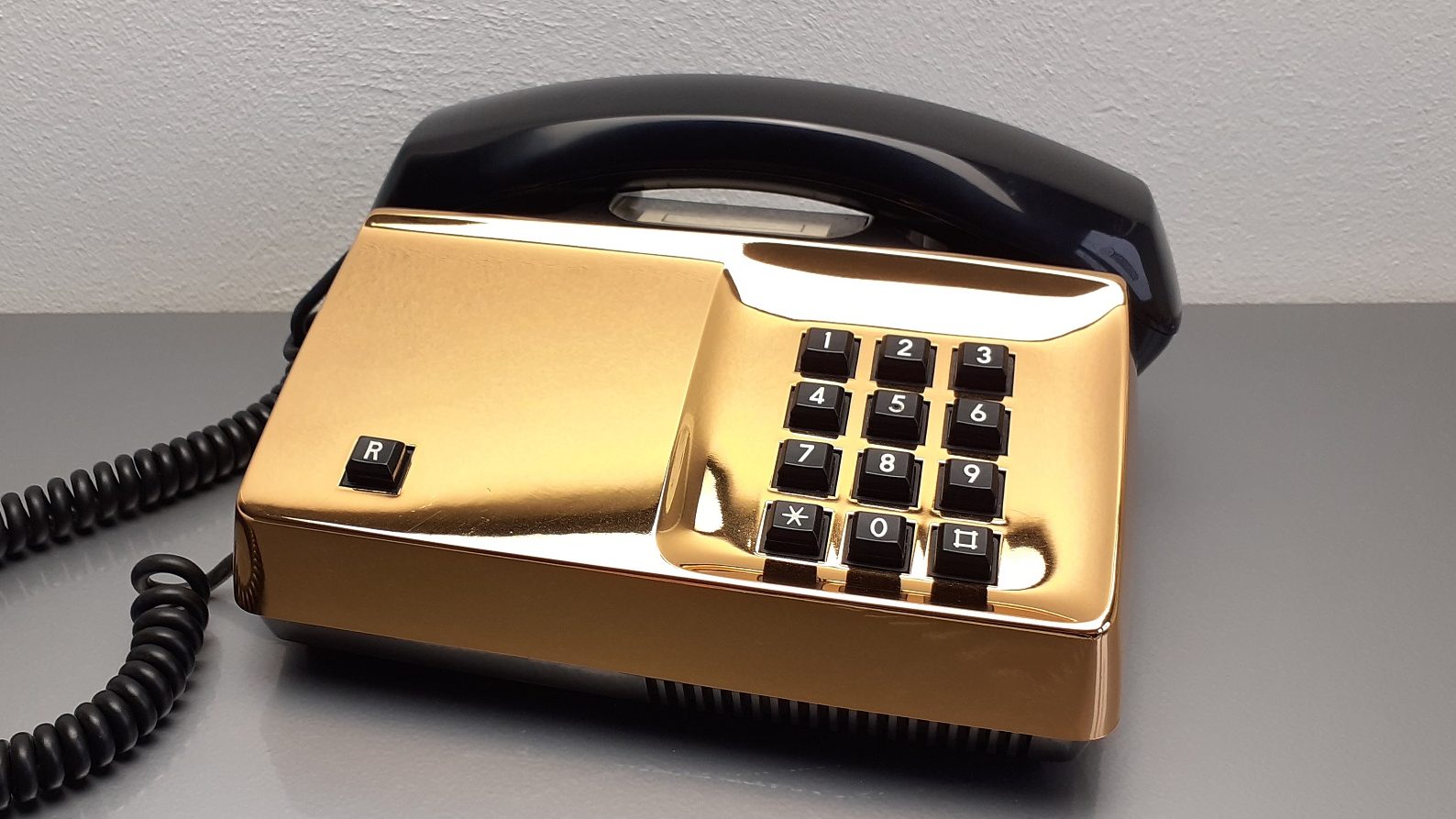 PTT Ericsson Diavox TDK goud